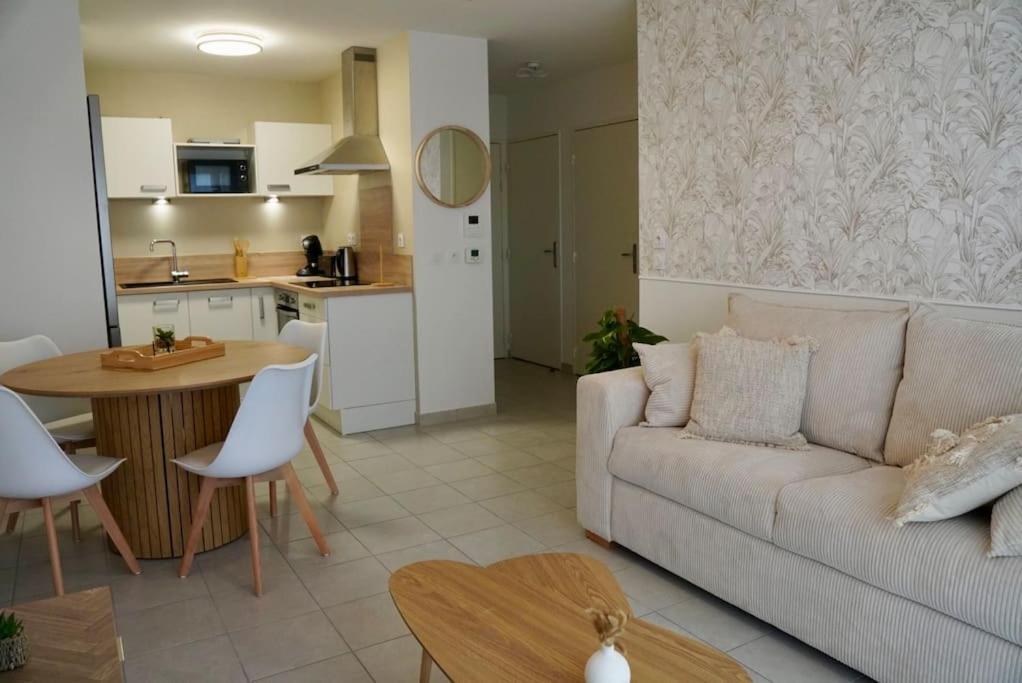 "Haven" Apartamento Saint-Priest  Exterior foto
